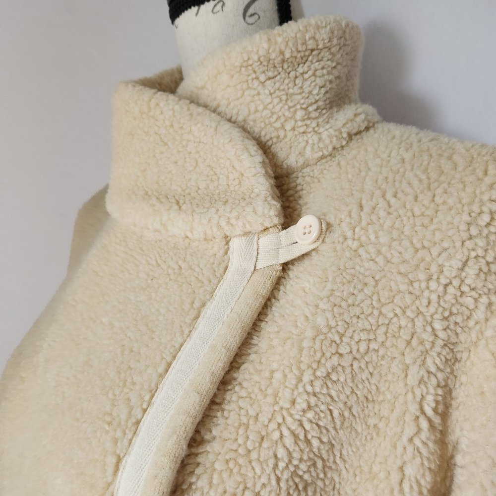 Standard James Perse Shrunken Sherpa Fleece Jacket High Neck Button Beige - Picture 6 of 12